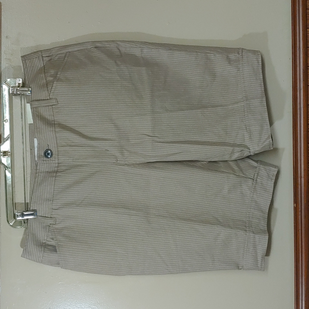 St. John's Bay 🆕 Stretch Bisque Stripe Shorts 18W